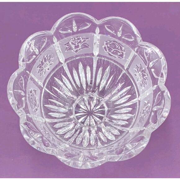Oneida Southern Garden 24% Lead Crystal Scalloped Hostess Candy Bowl Germany - Picture 7 of 10